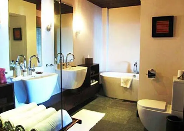 Abaca Boutique 4* 막탄